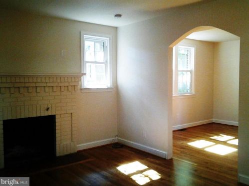 3910 Yuma St, Washington DC  20016-2245 exterior