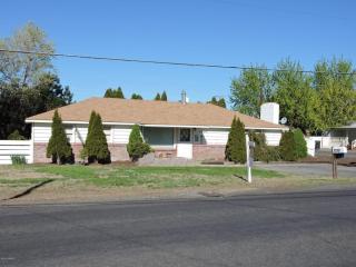 1210 34th Ave, Yakima, WA 98902-4728