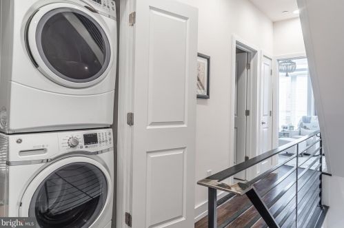 1410 Colorado St, Philadelphia PA 19146-4735 exterior