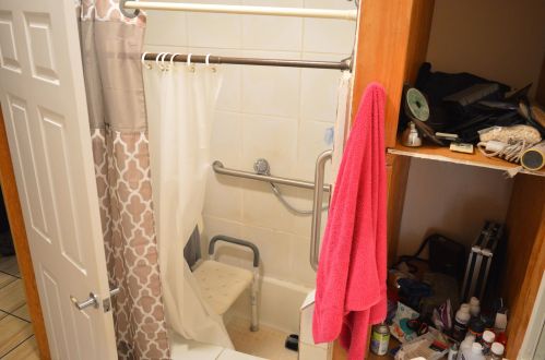 1436 12th St, Milwaukee WI 53221-1719 exterior