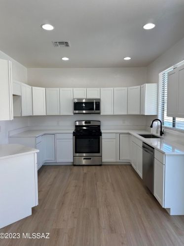 6282 Mesa Garden Dr, Tucson AZ  85757-7532 exterior