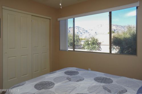 7724 Mcgee Mountain Rd, Tucson AZ 85750-7406 exterior