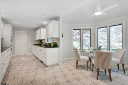 62 Cornell Dr, Livingston NJ  07039-5519 exterior