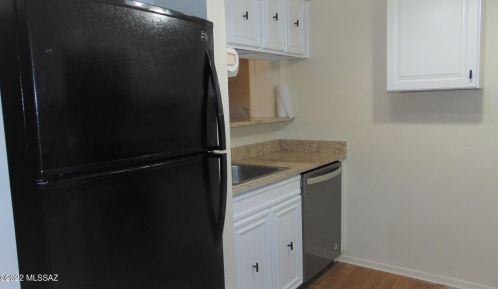 1218 Abrego Dr, Green Valley AZ 85614-3641 exterior