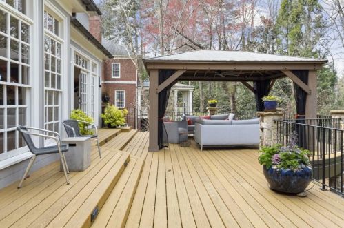 1152 Brookgate Way, Atlanta GA 30319-2881 exterior