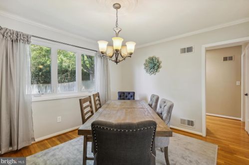 11706 Enid Dr, Rockville MD 20854-3454 exterior