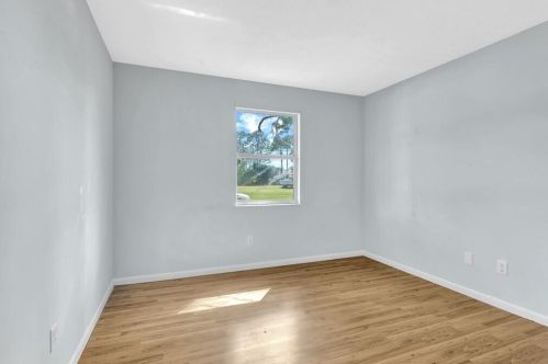 821 Walters Ter, Fort Pierce FL  34983-3962 exterior