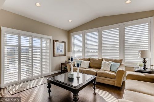 1710 Bluewater Ln, Saint Paul MN 55129-6236 exterior