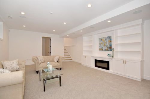 4841 Oakley Ave, Chicago IL 60659-5208 exterior