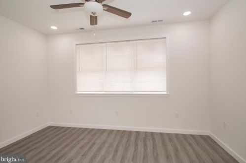 2437 13 St, Philadelphia PA 19107-5615 exterior