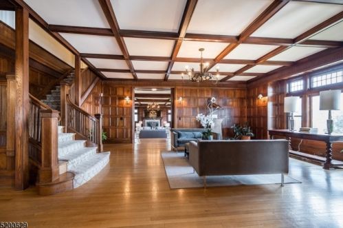 122 Upper Mtn Ave, Montclair NJ 07043-1428 exterior