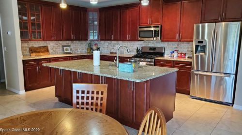 505 Riv Moorings Dr, Merritt Island FL 32953-7846 exterior