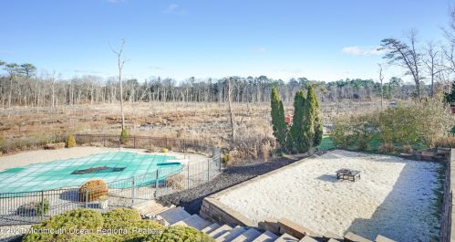 17 Cottonwood Dr, Jackson Twp NJ 08527-4940 exterior