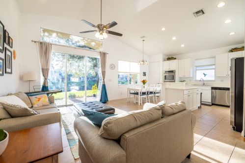 2287 Newport Isles Blvd, Fort Pierce FL  34953-4576 exterior