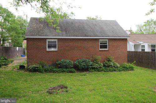 1404 Gleason St, Silver Spring MD  20902-3724 exterior