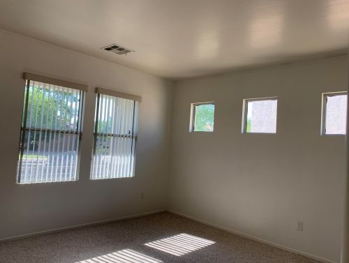 6825 39th Ln, Phoenix AZ  85041-6033 exterior