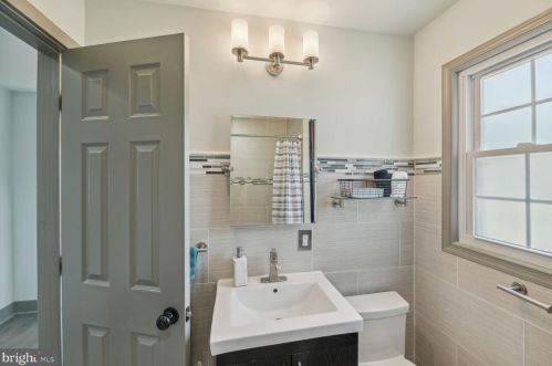 7923 Ashton St, Alexandria VA  22309-1340 exterior