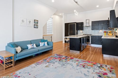 1723 Le Moyne St, Chicago, IL 60622-2134