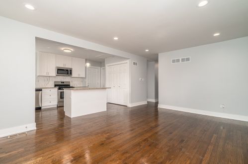 12510 Loomis St, Chicago IL  60827-6103 exterior