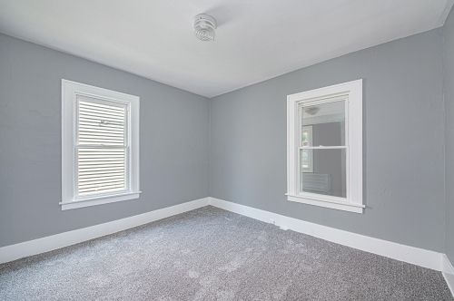 817 Dorchester Ave, Grand Rapids MI 49503-4804 exterior