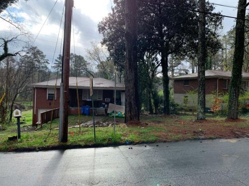 843 Fairburn Rd, Atlanta, GA 30331-1427