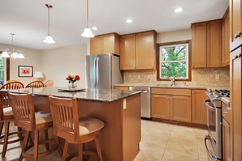 1292 Balsam Trl, Saint Paul MN 55123-1707 exterior