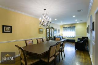 531 Brooklyn Ave, Brooklyn NY  11225-5215 exterior