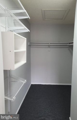 22 Gilpin Ct, Trenton NJ 08648-2629 exterior