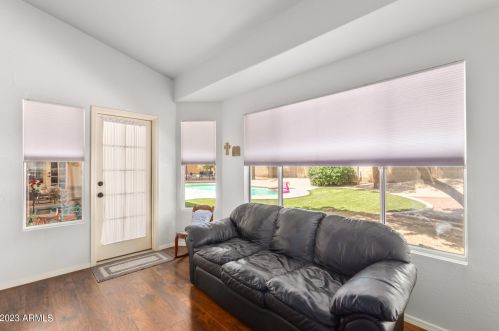 1310 Ivanhoe St, Chandler AZ 85226-1689 exterior