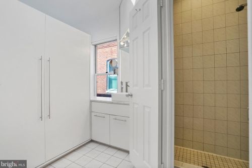 13 9, Washington DC 20001-4427 exterior