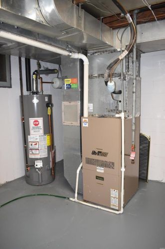 712 Francis Pl, Saint Louis MO 63105-2411 exterior