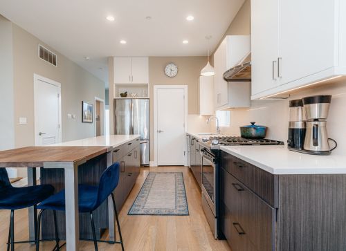 2810 Walton St, Chicago IL 60622-4450 exterior