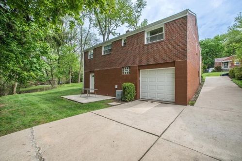 3341 Recker Dr, Pittsburgh PA exterior