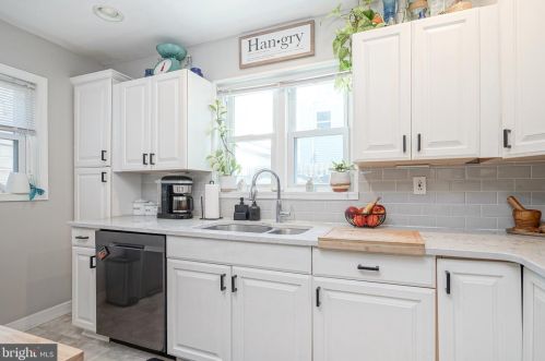 1321 Berks St, Philadelphia PA  19125-2813 exterior