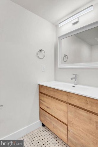 1337 Massachusetts Ave, Washington DC  20003-1540 exterior