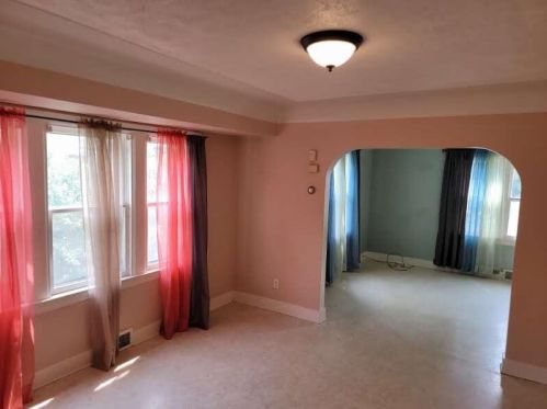 766 Mclaughlin Ave, Meskegon MI 49442-4031 exterior