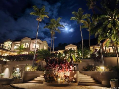 3239 Noela, Honolulu HI 96815 exterior