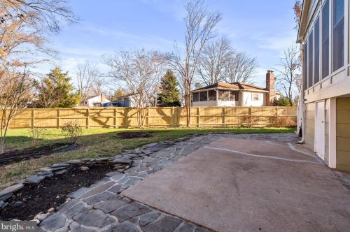 4228 Corcoran St, Alexandria VA 22309-1311 exterior