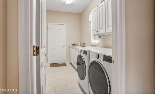 18 Wandering Daisy Dr, Bluffton SC 29909-6166 exterior