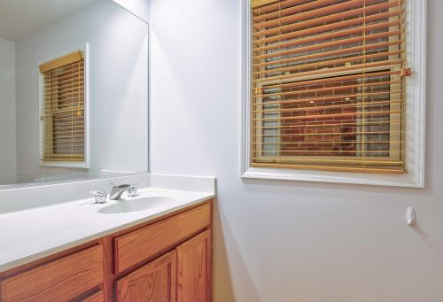 1209 33rd St, Chicago IL 60608-6322 exterior