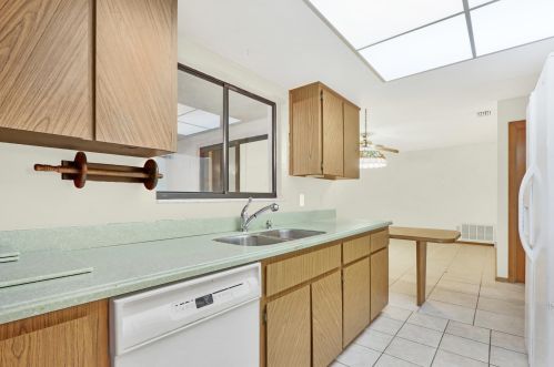 5709 Eagle Dr, Fort Pierce FL 34951-2322 exterior