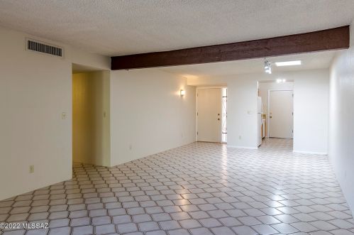 4231 Presidio Rd, Tucson AZ  85712-1044 exterior