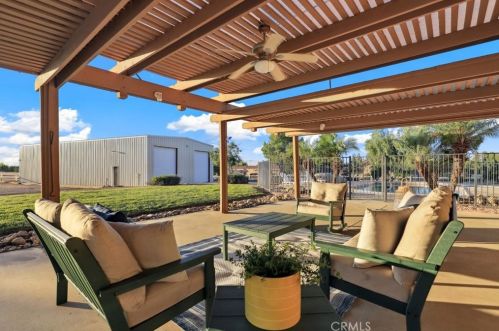 23195 Modoc Ct, Perris CA  92570-8745 exterior