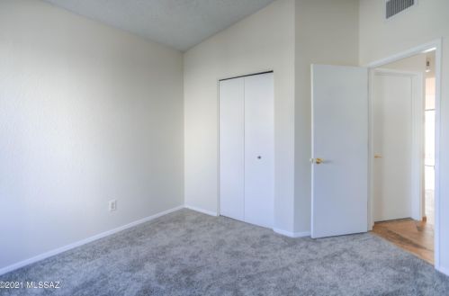 5125 Condor Dr, Tucson AZ 85742-9405 exterior