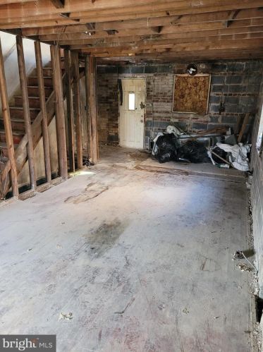 6512 Capitol St, Washington, DC 20012-2110