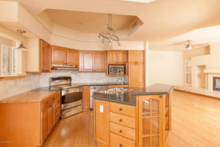 11240 11th Pl, Phoenix AZ  85020-5829 exterior