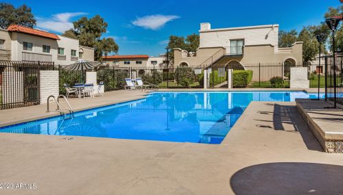 4626 19 Ave, Phoenix AZ 85009-1939 exterior