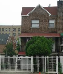 1931 Gleason Ave, Bronx NY  10472-5129 exterior