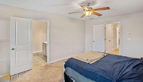 4945 Lower Elm St, Atlanta GA 30349-1677 exterior