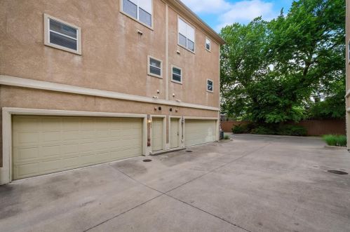 3123 Cedarplaza Ln, Dallas TX 75235-8590 exterior